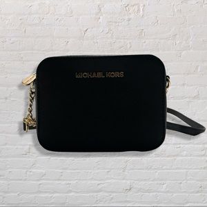 Michael Kors Jet Set Travel Crossbody